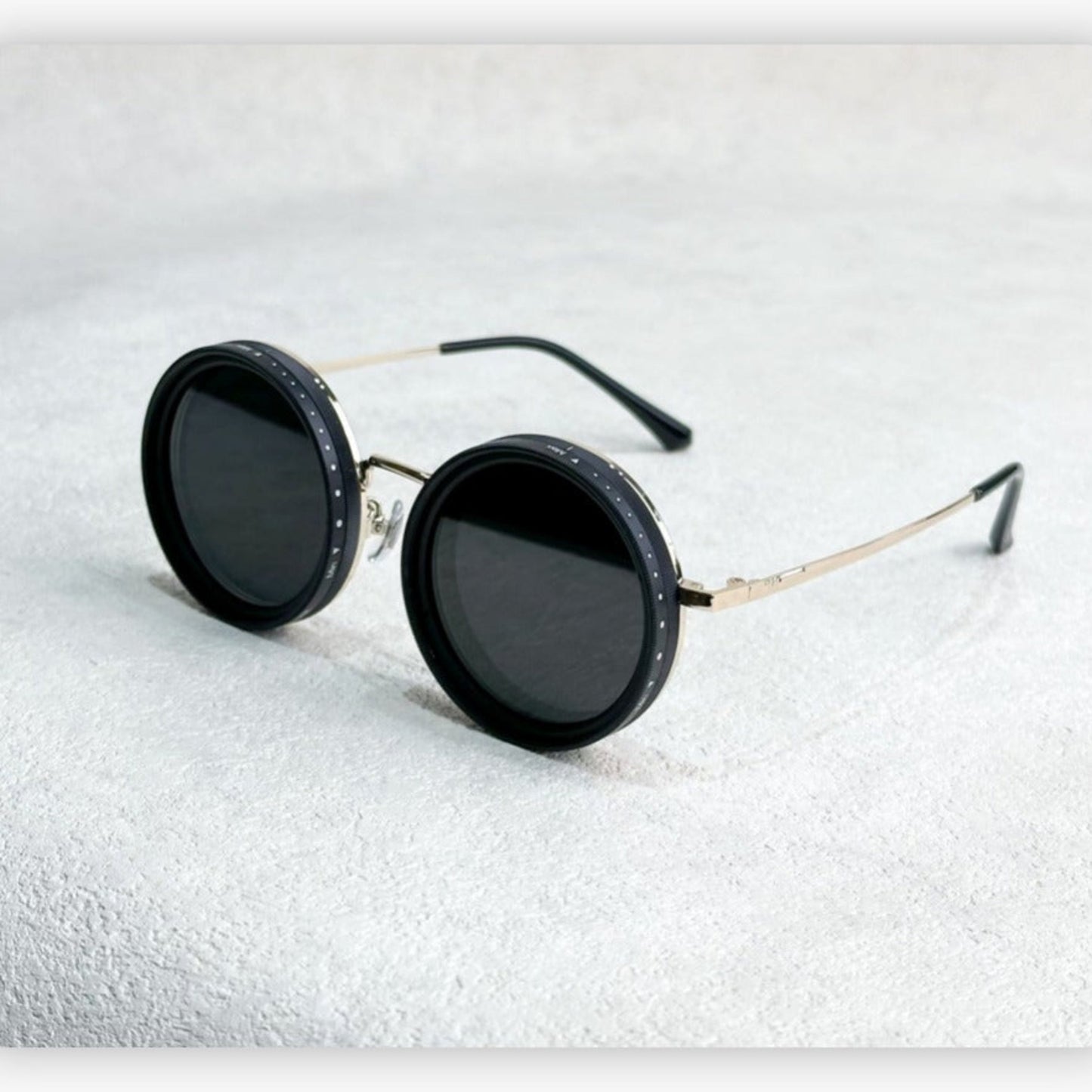 Black Lens Sunglasses ultra Premium looks +99999 Aura